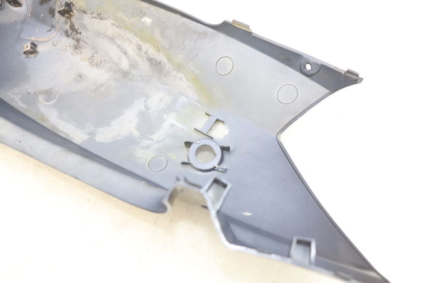 photo de FLANC POSTERIORE SINISTRO KYMCO VITALITY 2T 50 (2004 - 2010) - Zoom sullo stato d'uso