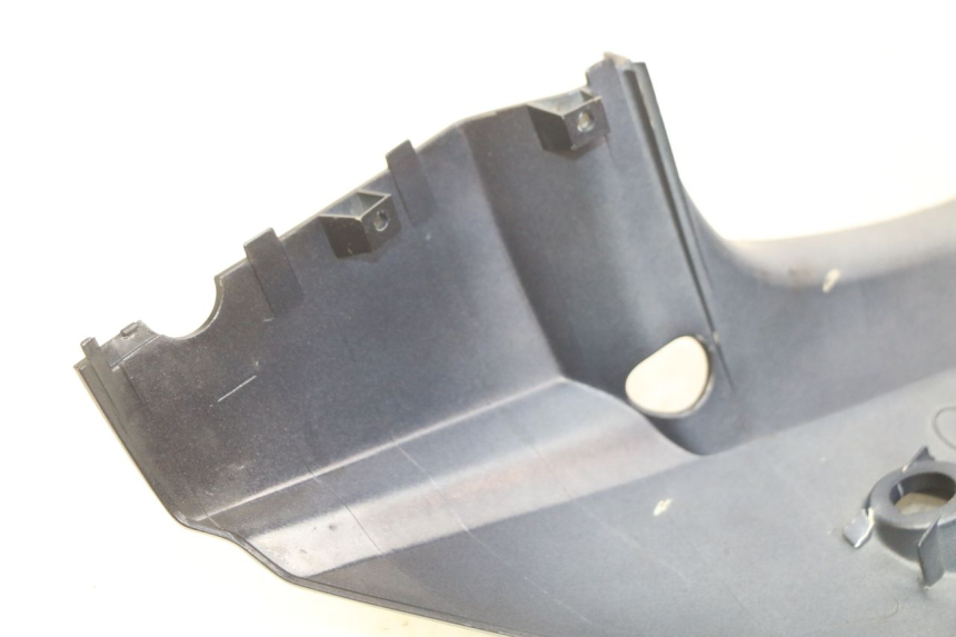 photo de FLANC POSTERIORE SINISTRO KYMCO VITALITY 2T 50 (2004 - 2010) - Dettagli dei punti di fissaggio