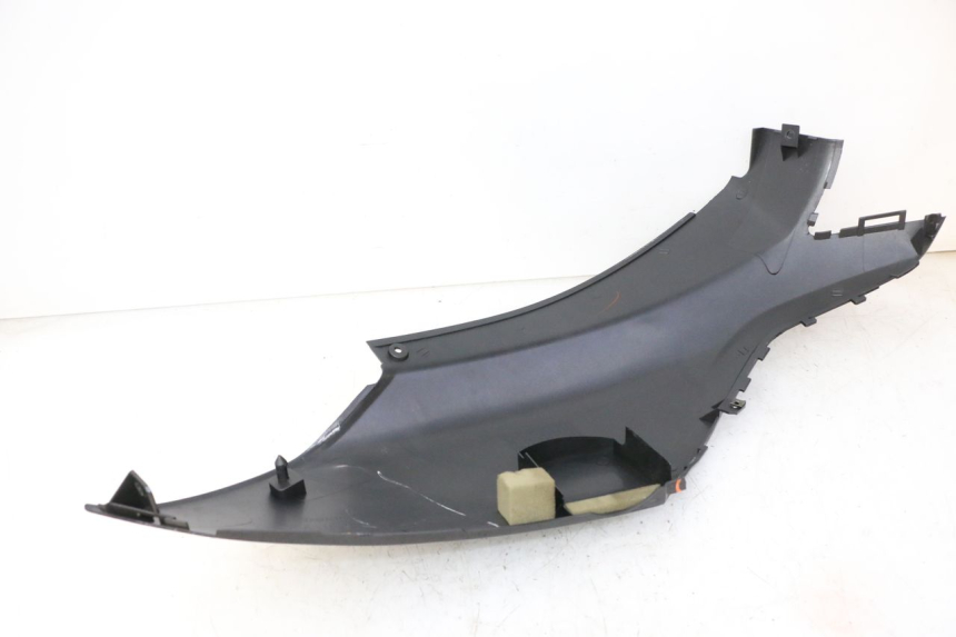 photo de PARAFANGO POSTERIORE SINISTRO MBK WAAP 125 (2008 - 2013) - Primo piano tecnico