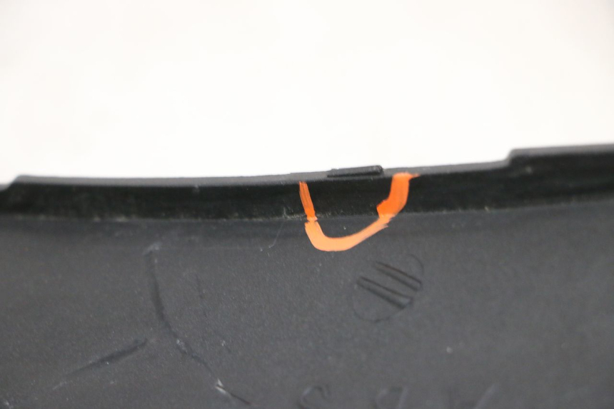 photo de PARAFANGO POSTERIORE SINISTRO MBK WAAP 125 (2008 - 2013) - Dettagli dei punti di fissaggio