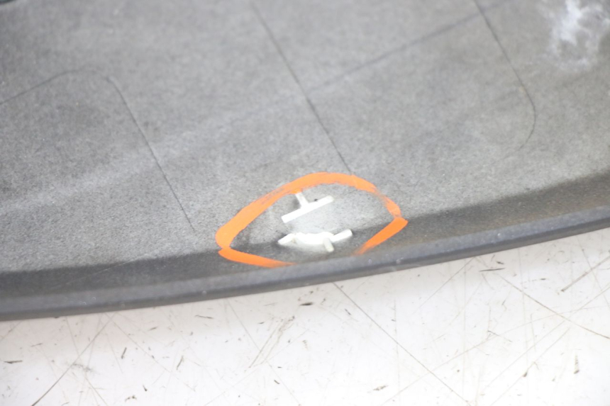 photo de PARAFANGO POSTERIORE SINISTRO KYMCO X-CITING XCITING 400 (2014 - 2018) - Primo piano tecnico