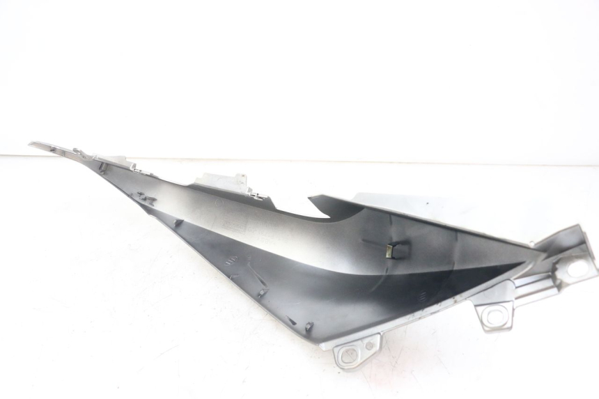 photo de FLANC POSTERIORE SINISTRO YAMAHA XMAX X-MAX ABS 125 (2017 - 2020) - Vista d'insieme del prodotto