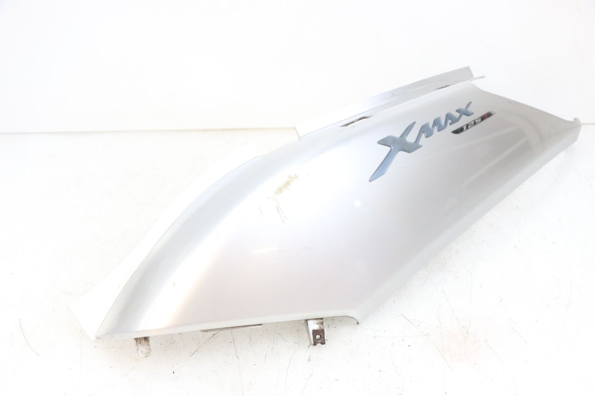 photo de FLANC POSTERIORE SINISTRO YAMAHA XMAX X-MAX 125 (2006 - 2009) - Primo piano tecnico