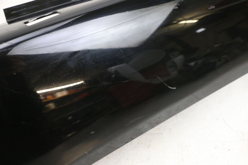 photo de FLANC POSTERIORE SINISTRO YAMAHA XMAX X-MAX 125 (2006 - 2009) - Zoom sullo stato d'uso