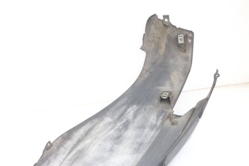 photo de FLANC POSTERIORE SINISTRO PIAGGIO X10 125 (2012 - 2017) - Primo piano tecnico