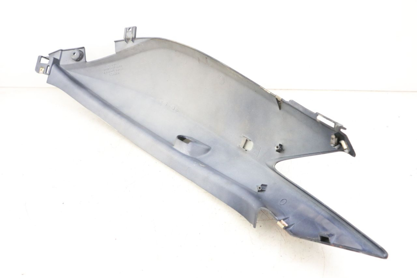 photo de PARAFANGO POSTERIORE SINISTRO KYMCO XCITING 250 (2006 - 2009) - Primo piano tecnico