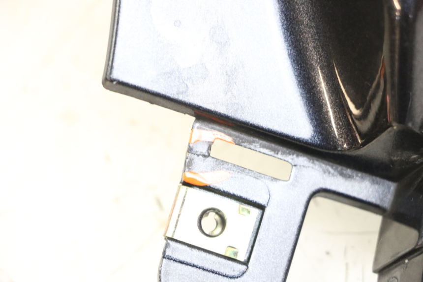 photo de PARAFANGO POSTERIORE SINISTRO KYMCO XCITING 250 (2006 - 2009) - Marcature e riferimenti originali