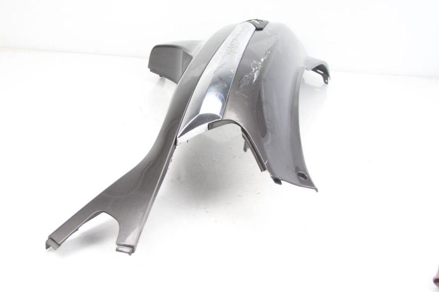 photo de FLANC POSTERIORE SINISTRO PIAGGIO XEVO - X EVO 125 (2007 - 2017) - Zoom sullo stato d'uso
