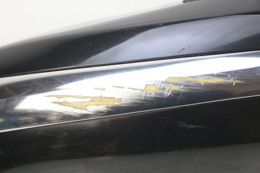 photo de FLANC POSTERIORE SINISTRO PIAGGIO XEVO - X EVO 125 (2007 - 2017) - Altra vista dell'articolo