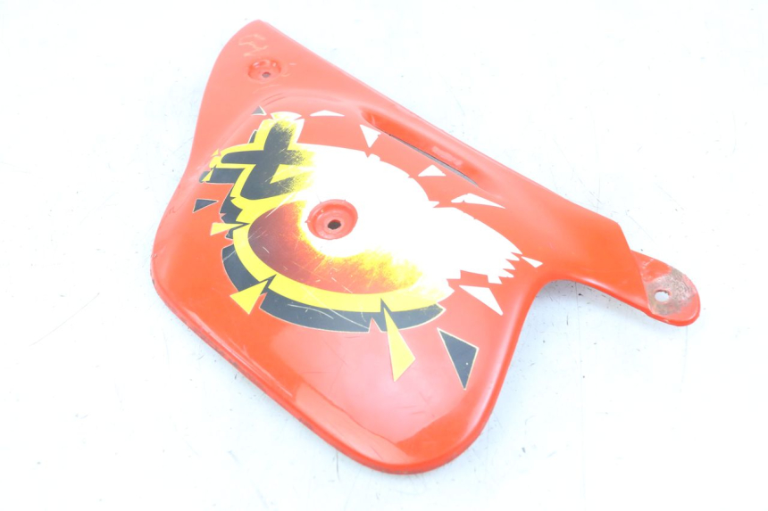 photo de FLANC POSTERIORE SINISTRO PEUGEOT XP6 50 (1997 - 2003) - Altra angolazione