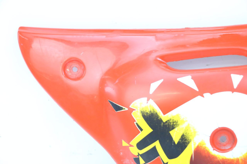 photo de FLANC POSTERIORE SINISTRO PEUGEOT XP6 50 (1997 - 2003) - Dettagli dei punti di fissaggio