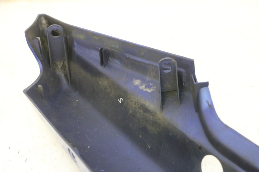 photo de CARENA POSTERIORE SINISTRA YAMAHA FZS FAZER 600 (2001 - 2003) - Dettaglio del componente