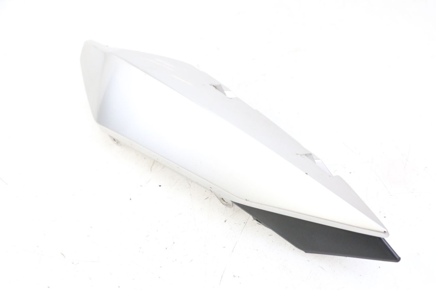 photo de CARENA POSTERIORE SINISTRA YAMAHA XJ6 600 (2008 - 2016) - Dettaglio del componente