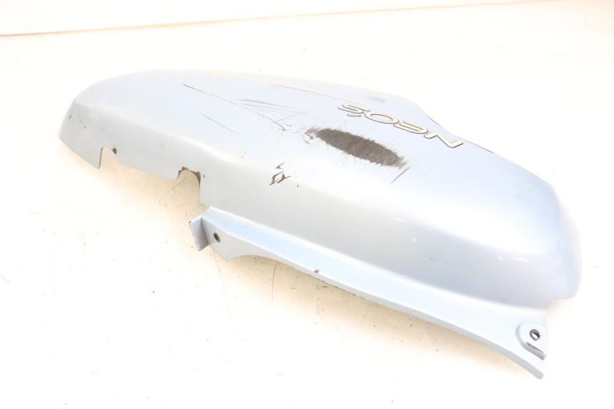 photo de CARENA POSTERIORE SINISTRA YAMAHA YN NEO'S 50 (1997 - 2004) - Stato della superficie e materiale