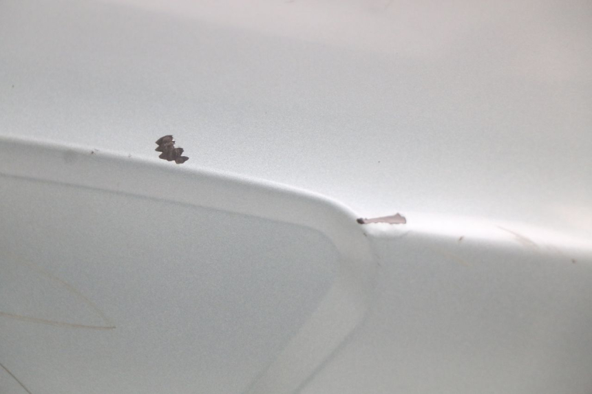 photo de FLANC POSTERIORE SINISTRO YAMAHA YP MAJESTY 125 (2002 - 2006) - Zoom sullo stato d'uso