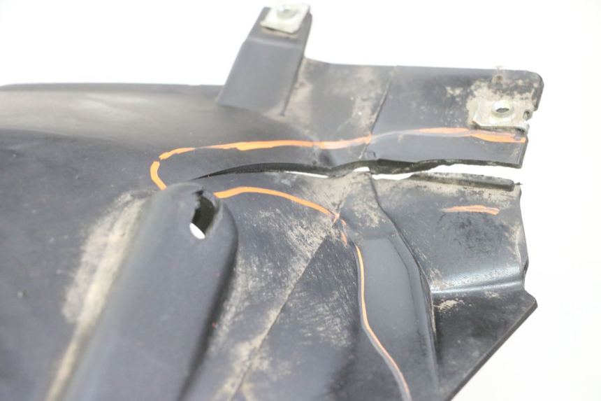 photo de CARENA QUADRO 4 4D 350 (2015 - 2018) - Zoom sullo stato d'uso