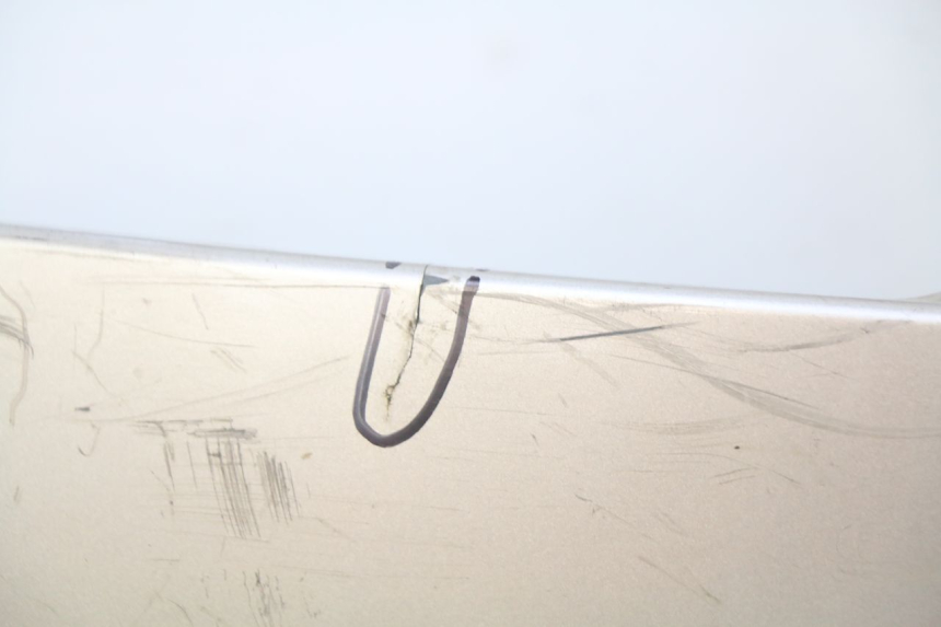 photo de PARAFANGO LATERALE ANTERIORE DESTRO ECCITY ARTELEC 670 1 (2013 - 2017) - Primo piano ad alta risoluzione