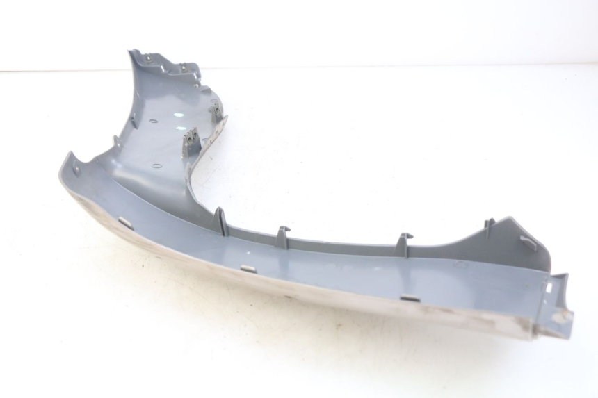 photo de PARAFANGO LATERALE ANTERIORE DESTRO ECCITY ARTELEC 670 1 (2013 - 2017) - Dettagli dei punti di fissaggio