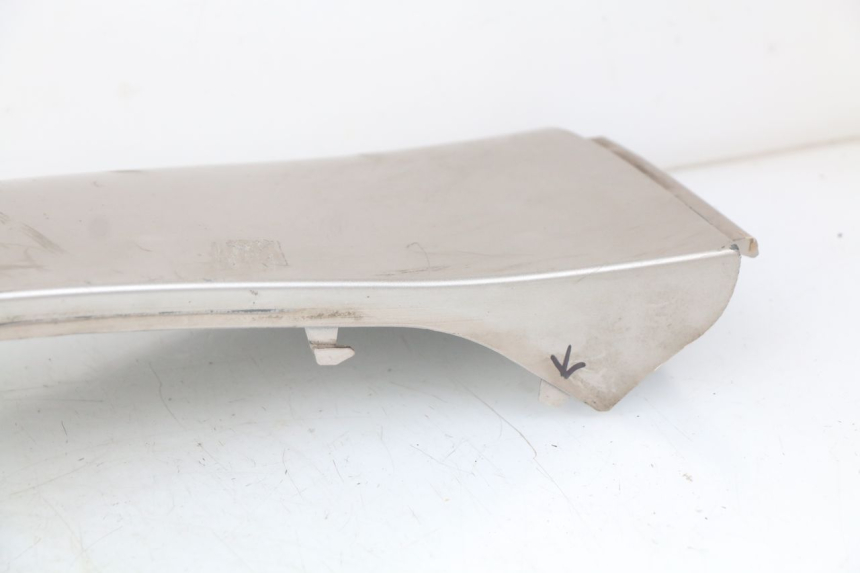 photo de PARAFANGO LATERALE ANTERIORE DESTRO ECCITY ARTELEC 670 1 (2013 - 2017) - Ricambio usato controllato