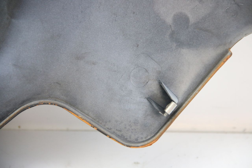 photo de PARAFANGO LATERALE ANTERIORE DESTRO APRILIA ATLANTIC 500 (2002 - 2003) - Ispezione visiva dettagliata