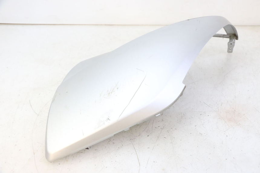 photo de PARAFANGO LATERALE ANTERIORE DESTRO PEUGEOT CITYSTAR 50 (2013 - 2017) - Vista d'insieme del prodotto