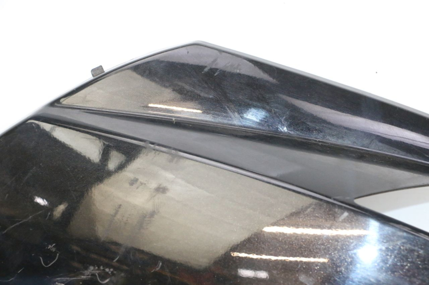 photo de PARAFANGO LATERALE ANTERIORE DESTRO PEUGEOT CITYSTAR 50 (2013 - 2017) - Zoom sui componenti