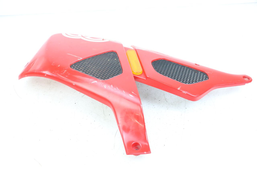 photo de PARAFANGO LATERALE ANTERIORE DESTRO GILERA DNA 50 (2000 - 2007) - Dettagli dei punti di fissaggio