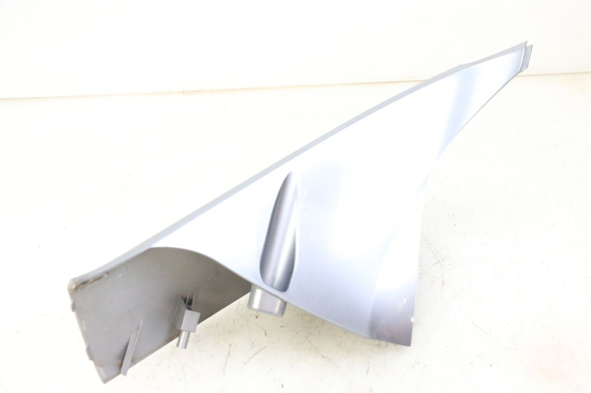 photo de CARENA SYM JOYMAX 125 (2010 - 2017) - Dettagli dei punti di fissaggio