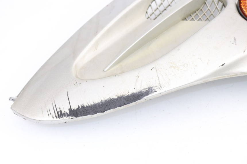 photo de Pannello laterale anteriore destro KYMCO COBRA 100 (1998 - 2003) - Primo piano tecnico