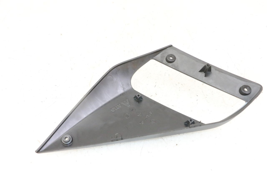 photo de CARENA GILERA NEXUS 125 (2009 - 2013) - Dettagli dei punti di fissaggio