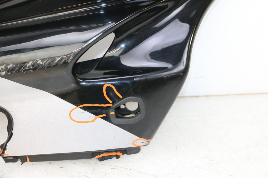 photo de CARENA HONDA NSR R 125 (1994 - 2003) - Stato della superficie e materiale