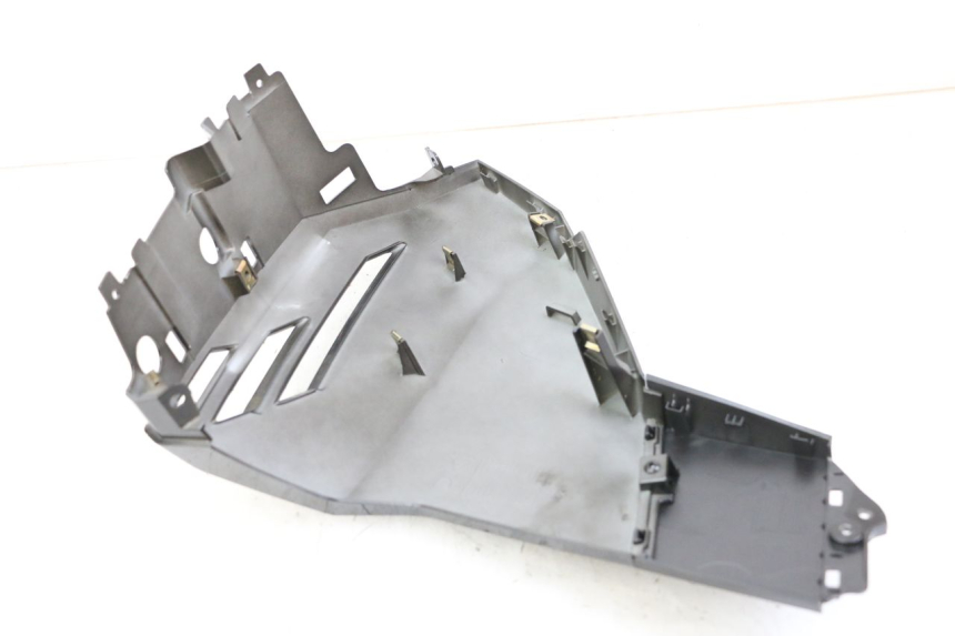 photo de CARENA PEUGEOT TWEET 4T 50 (2023 - 2025) - Primo piano tecnico