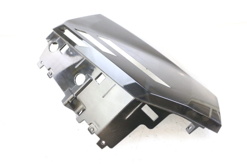 photo de CARENA PEUGEOT TWEET 4T 50 (2023 - 2025) - Ricambio usato controllato