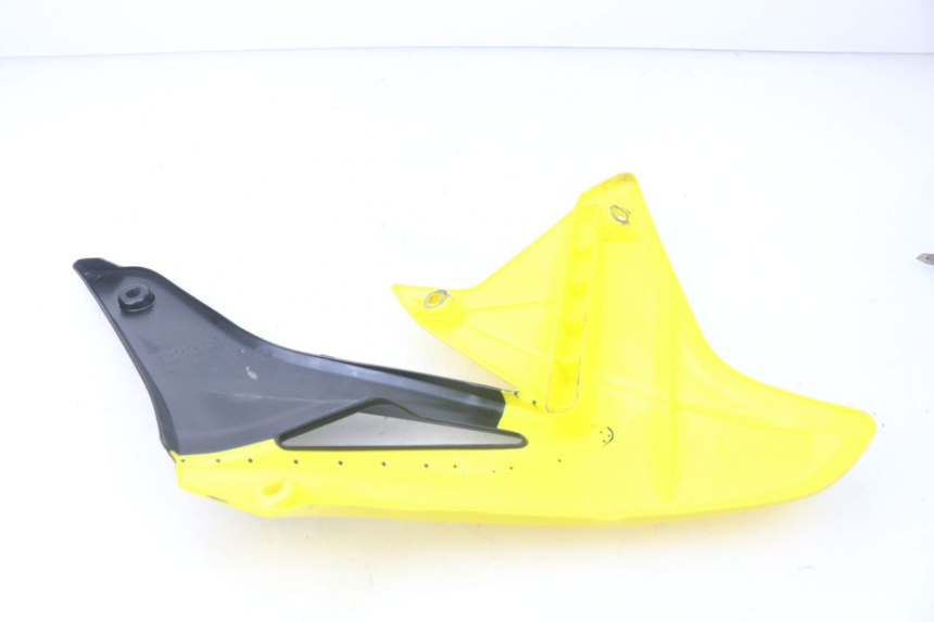 photo de PARAFANGO LATERALE ANTERIORE DESTRO SUZUKI RM-Z RMZ 250 (2010 - 2016) - Zoom sullo stato d'uso