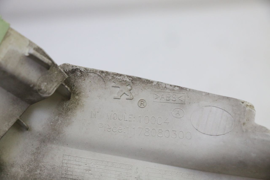 photo de CARENA PEUGEOT SATELIS 125 (2010 - 2012) - Ricambio usato controllato