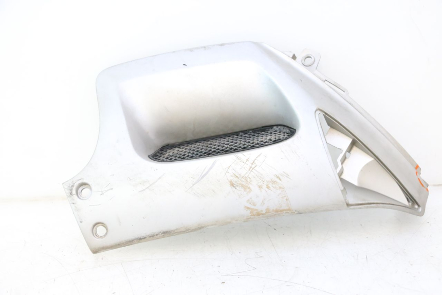 photo de PARAFANGO LATERALE ANTERIORE DESTRO PEUGEOT SPEEDFIGHT LC 50 (1996 - 2002) - Vista principale