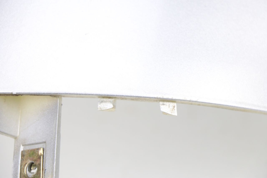 photo de CARENA PEUGEOT SUM UP 125 (2008 - 2013) - Stato della superficie e materiale