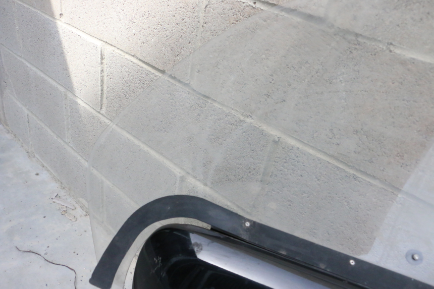 photo de CARENA RENAULT TWIZY 45 (2012 - 2019) - Stato della superficie e materiale