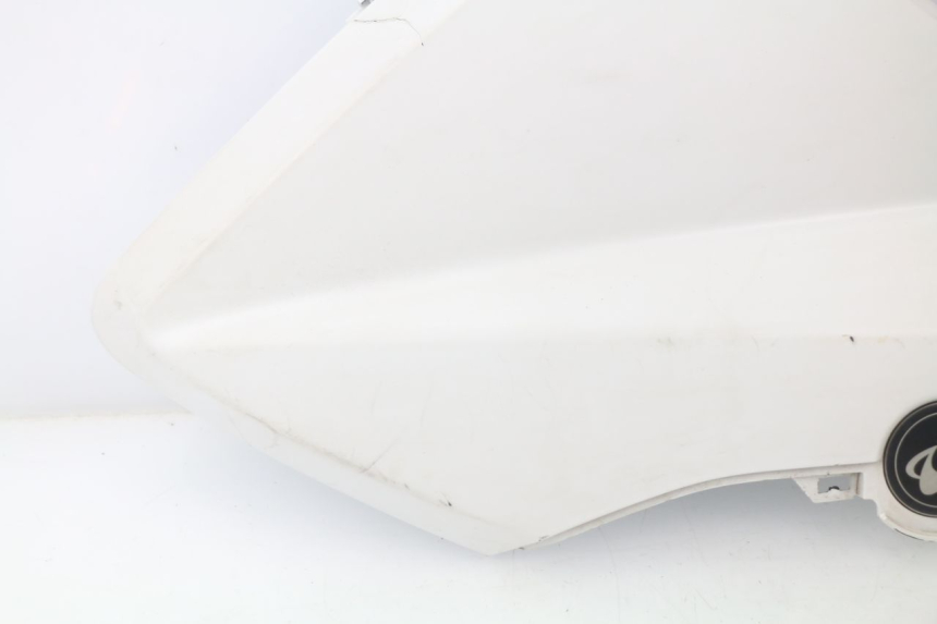 photo de CARENA YAMAHA XMAX X-MAX ABS 125 (2014 - 2016) - Dettagli dei punti di fissaggio