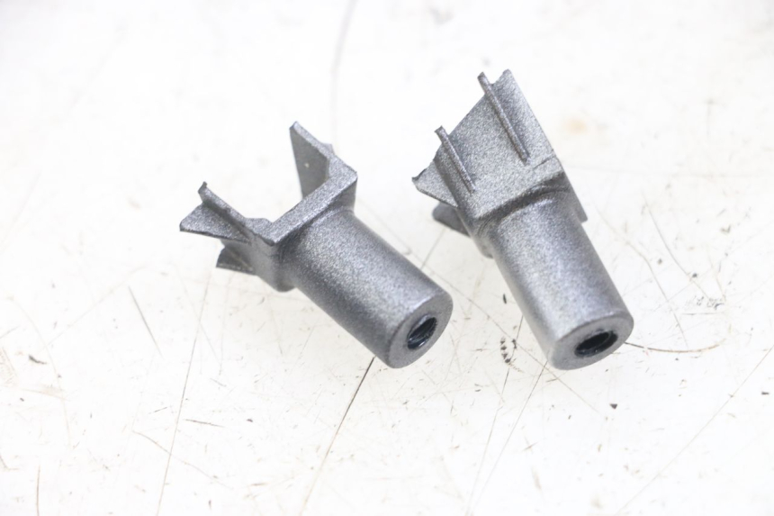 photo de PARAFANGO LATERALE ANTERIORE DESTRO YAMAHA XMAX X-MAX ABS 125 (2017 - 2020) - Altra angolazione