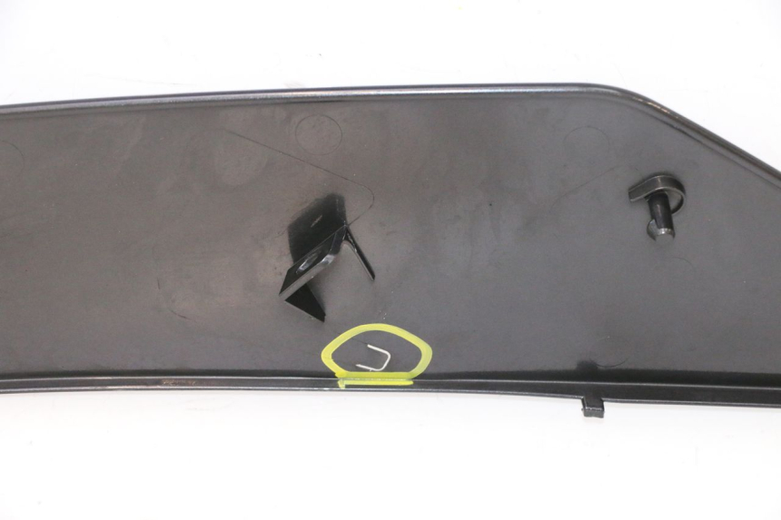 photo de CARENA YAMAHA YZF R6 600 (2008 - 2009) - Stato della superficie e materiale