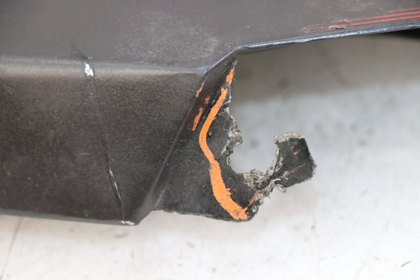 photo de CARENA APRILIA RS 50 (1999 - 2005) - Stato della superficie e materiale