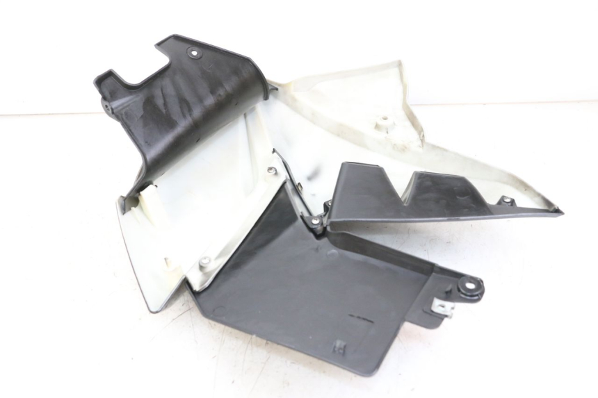 photo de CARENA EBROH BRAVO GLE 1 (2020 - 2024) - Primo piano tecnico