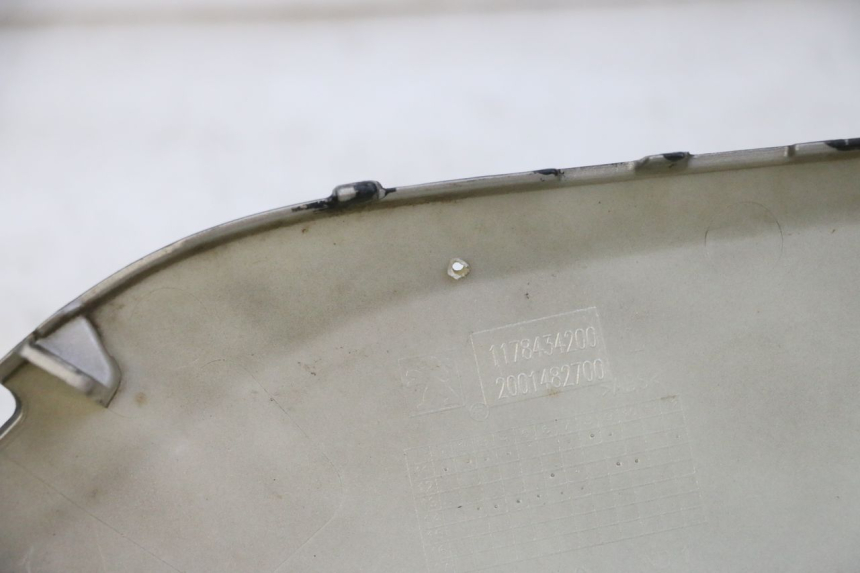 photo de CARENA PEUGEOT CITYSTAR 50 (2013 - 2017) - Zoom sullo stato d'uso