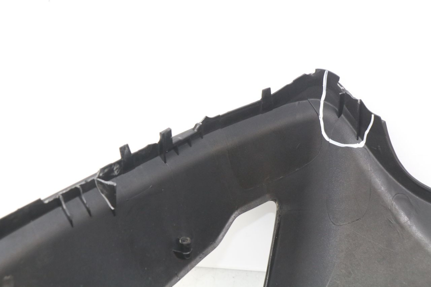 photo de PANNELLO LATERALE ANTERIORE SINISTRO RIDE CLASSIC 2T 50 (2014 - 2022) - Caratteristiche distintive