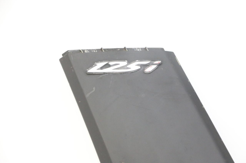 photo de CARENA KYMCO DINK STREET 125 (2009 - 2014) - Primo piano ad alta risoluzione