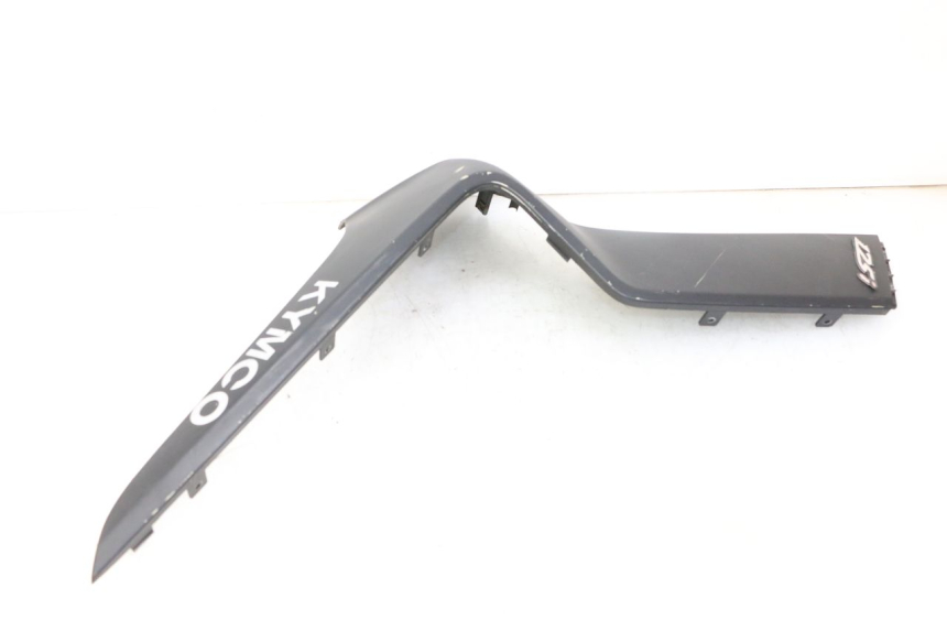 photo de CARENA KYMCO DINK STREET 125 (2009 - 2014) - Stato della superficie e materiale