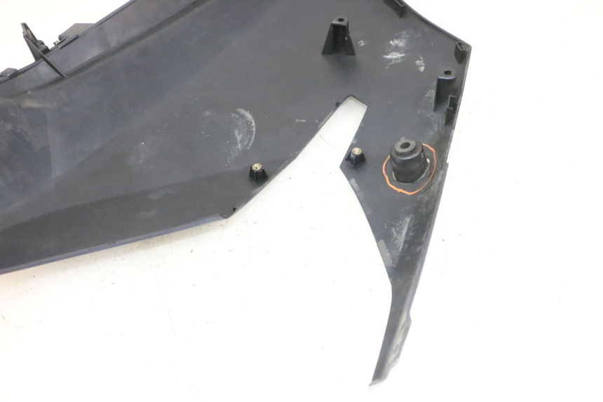 photo de CARENA SUZUKI DL V STROM 1000 (2002 - 2007) - Dettagli dei punti di fissaggio