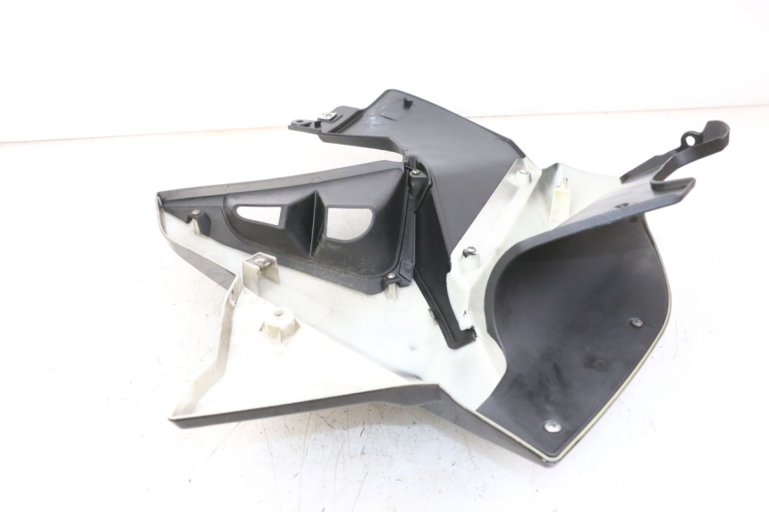 photo de CARENA EBROH BRAVO GLE 1 (2020 - 2024) - Dettagli dei punti di fissaggio