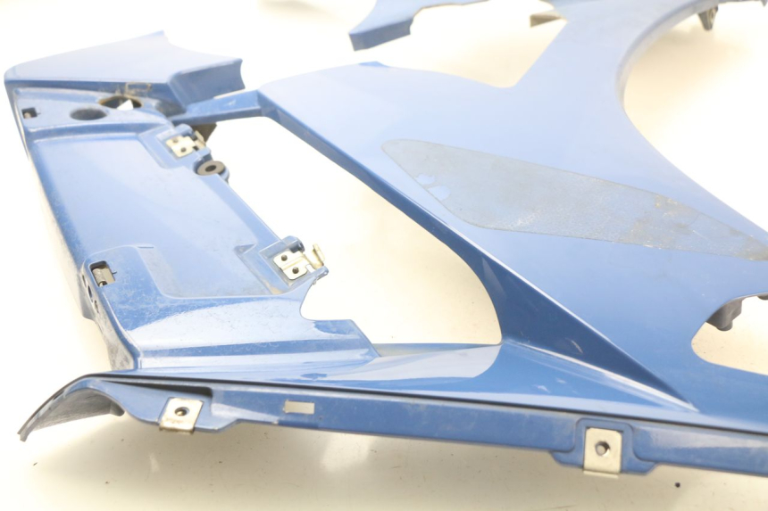 photo de Pannello laterale anteriore sinistro YAMAHA FJR ABS 1300 (2006 - 2012) - Caratteristiche distintive